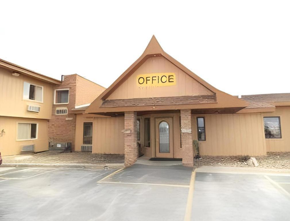 Days Inn By Wyndham West Branch Iowa City Area Luaran gambar